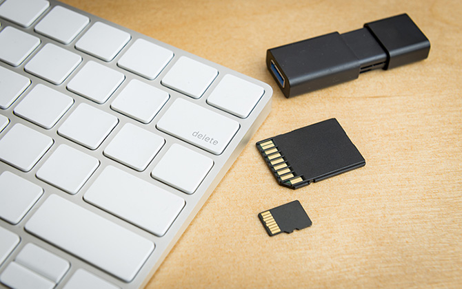 USB、SDカード、コンパクトフラッシュ(フラッシュメモリー)データ復旧