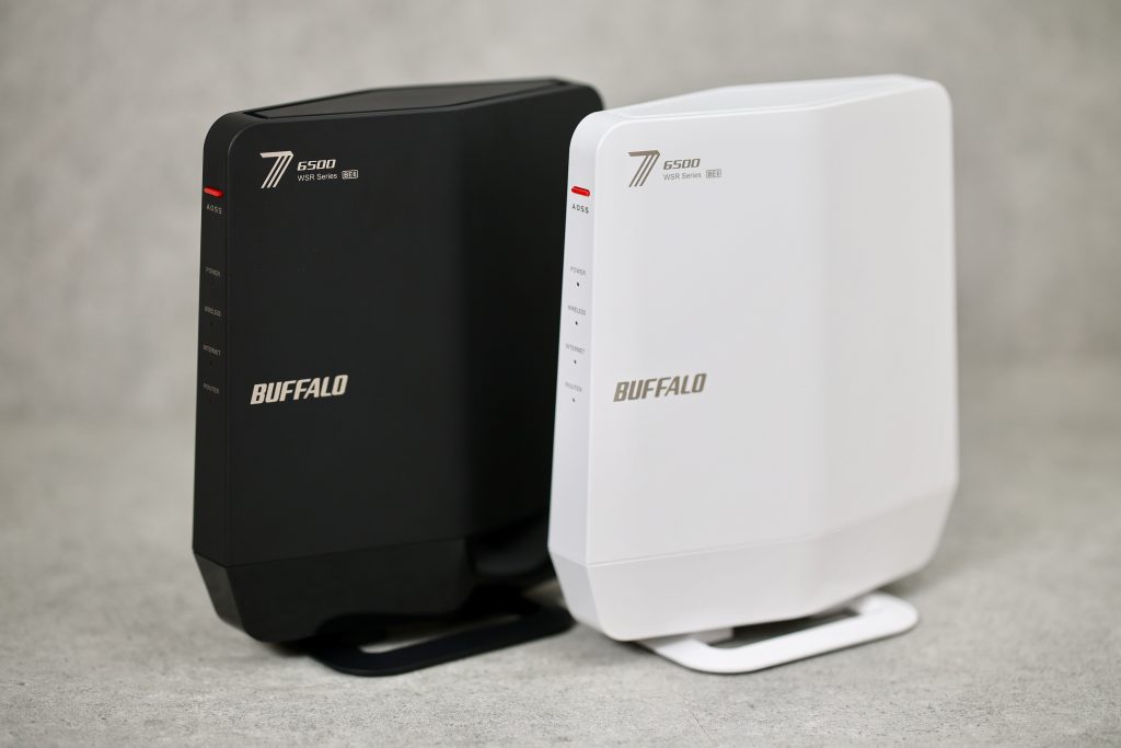 WSR6500BE6Pは設置場所に合わせて、本体色をホワイトとブラックの2色から選べるのも嬉しいポイント。