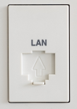 LANケーブル差し込み口