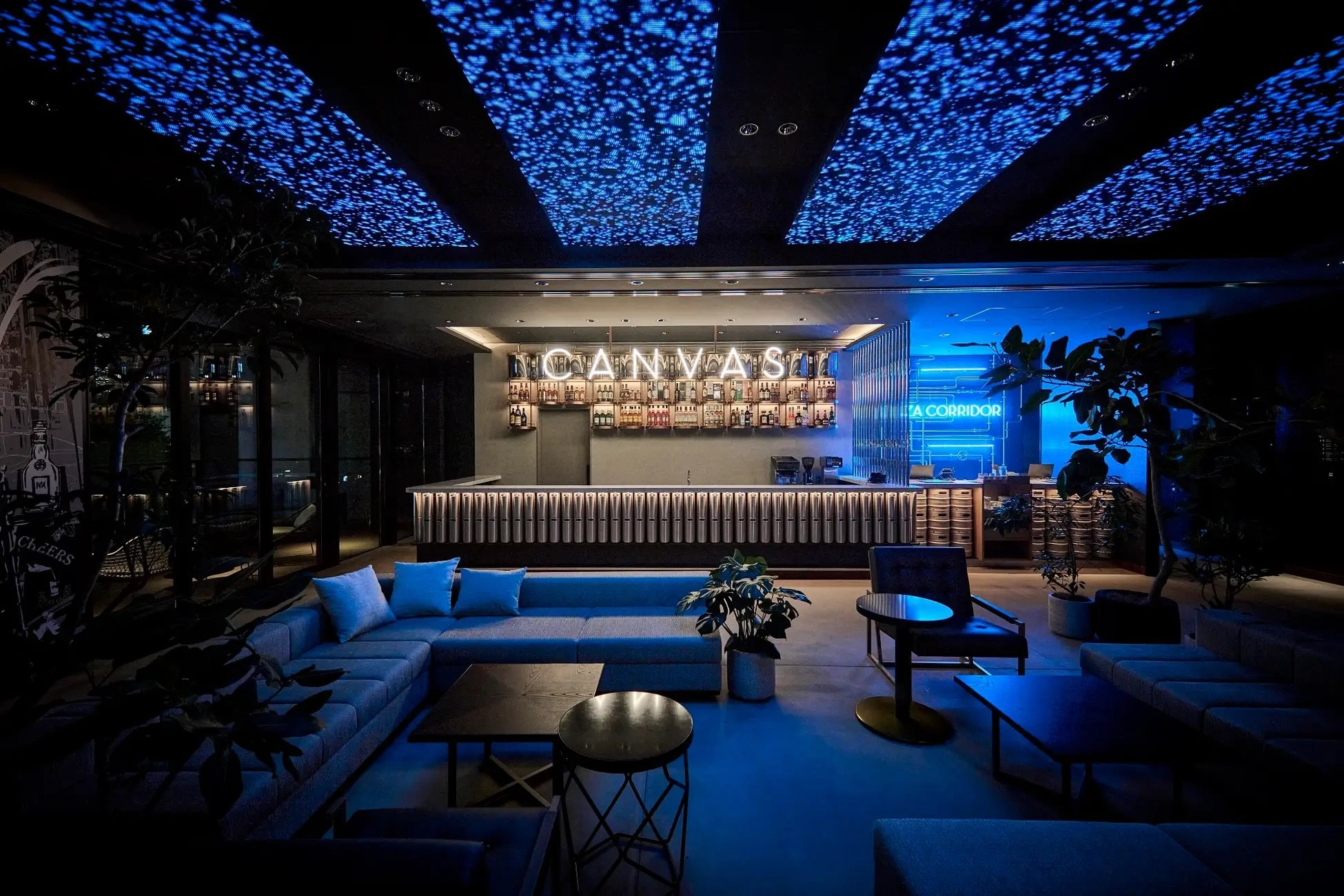 ザ ロイヤルパーク キャンバス 銀座コリドー　CANVAS LOUNGE